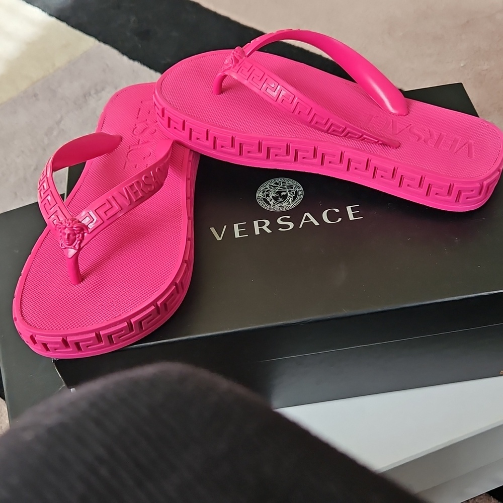 Flip Flops VERSACE Medusa Pool Greca sz 36pink womens SALE